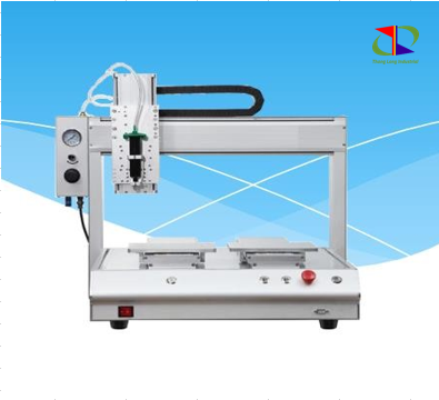 Robot Bơm Keo